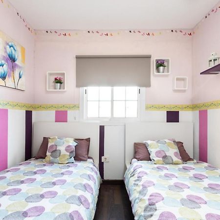 Villa Blanca Tenerife - Private Rooms - Terrace And Bbq, 5 Minutes From The Beach And Airport 산이시드로 외부 사진
