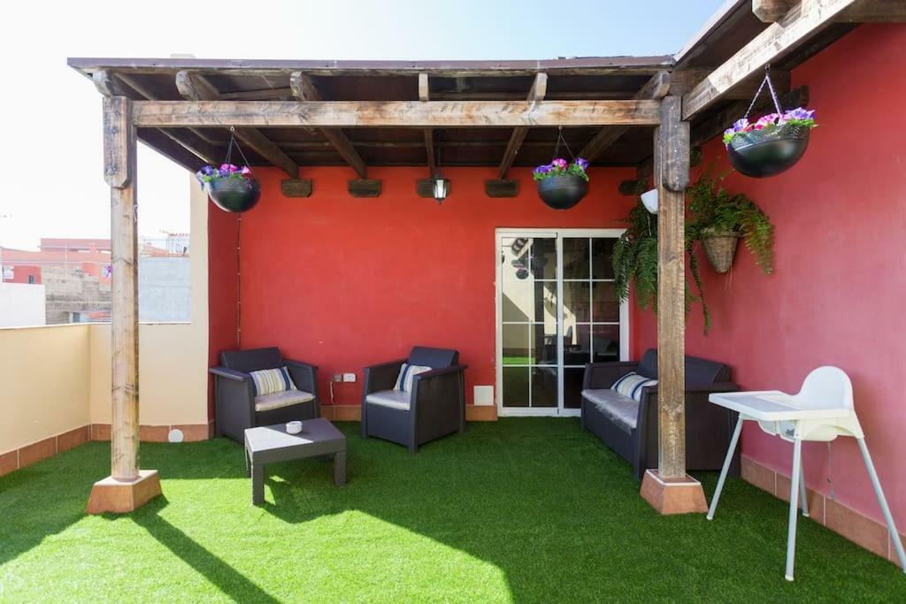 Villa Blanca Tenerife - Private Rooms - Terrace And Bbq, 5 Minutes From The Beach And Airport 산이시드로 외부 사진